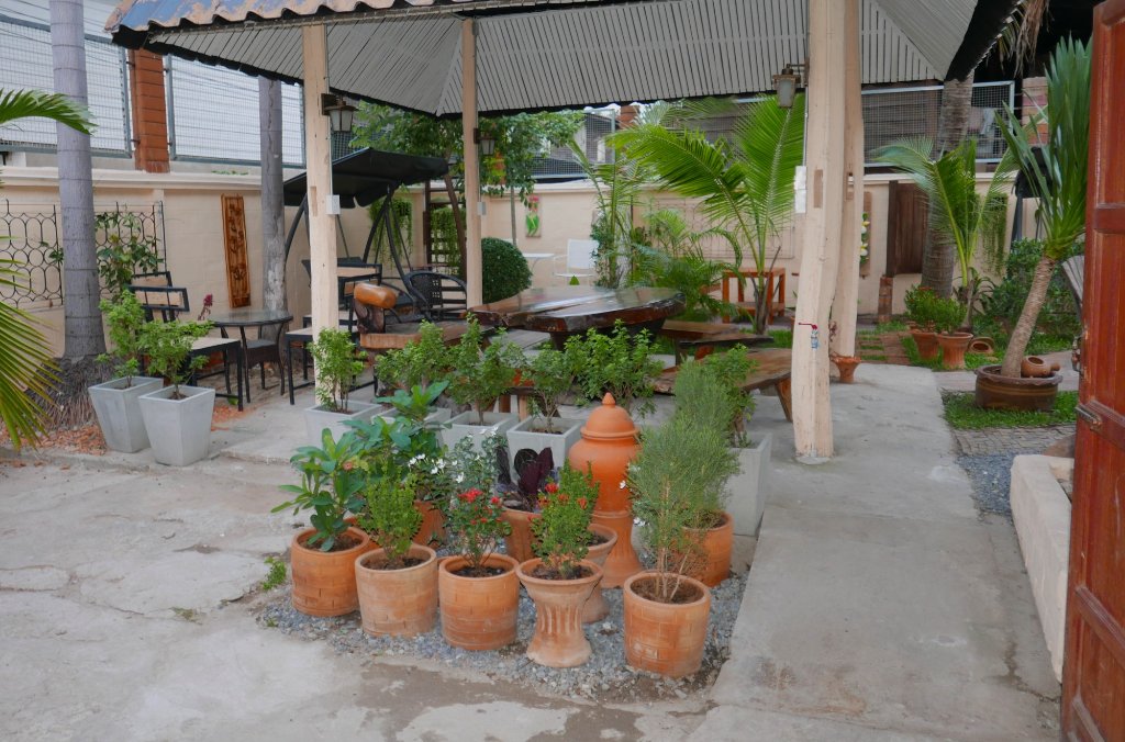 Brick House 8.JPG