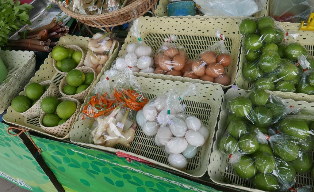 Nong Prajak Biomarkt 6.JPG