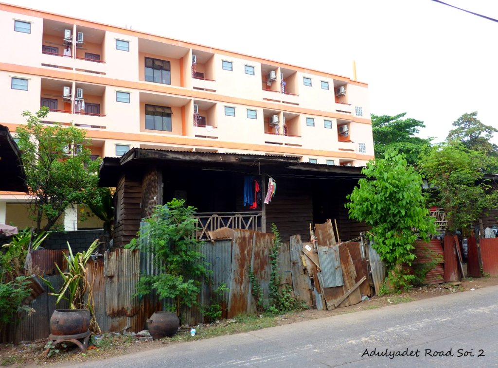 Soi 2.JPG