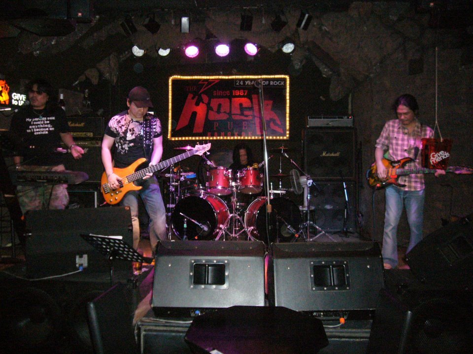 rock1.jpg