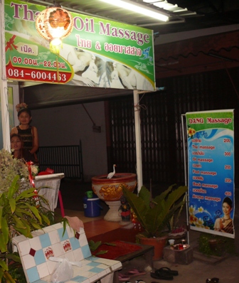Daeng Oil Massage.JPG