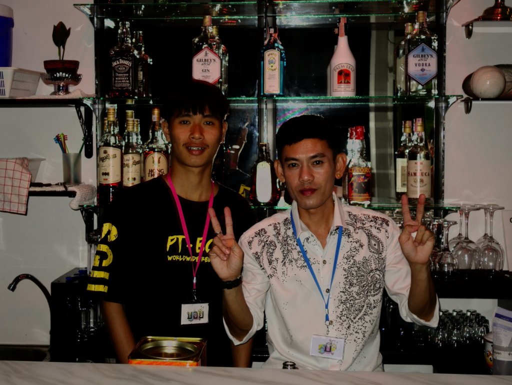 Bee Boy Bar 2.jpg