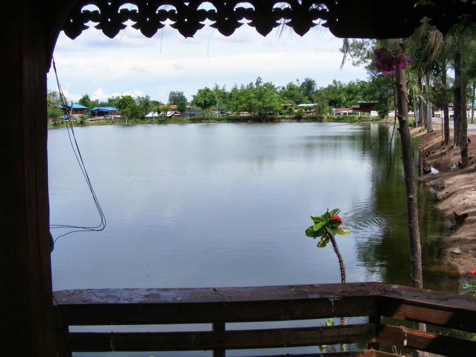 Korat-Wat-Ban-Ma-Rum-03.jpg