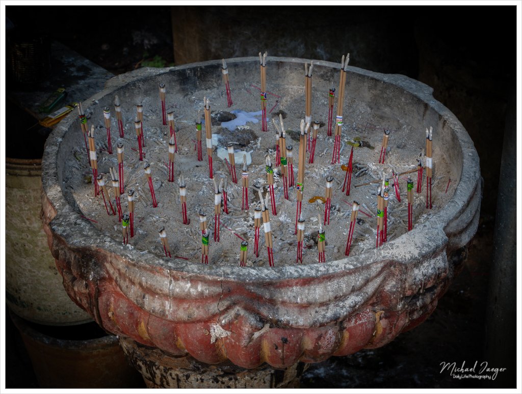 Wat-Tham-Chiang-Dao-16.jpg