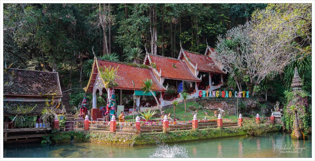 Wat-Tham-Chiang-Dao-part2-6.jpg